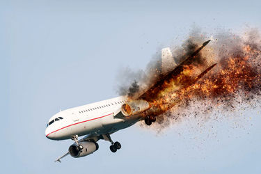 هواپیمای حامل مقامات نظامی در ترکیه سقوط کرد/ ویدئو