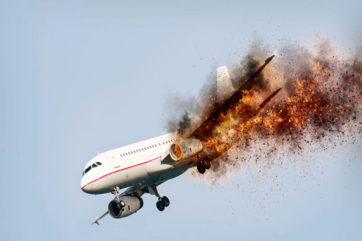 هواپیمای حامل مقامات نظامی در ترکیه سقوط کرد/ ویدئو