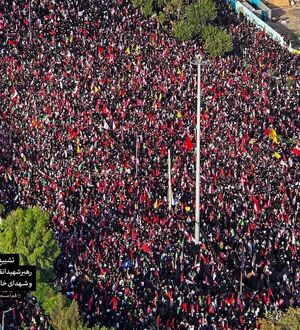 تصاویر هوایی از تشییع رهبر شهید در مسجد جمکران