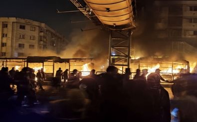 تصاویر جوانان کشته شده با گلوله جنگی کف خیابان/ ویدئو