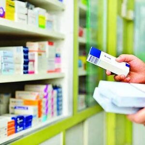 فروش بدون نسخه دارو به نوجوانان؛ نظارت بر داروخانه‌ها کجاست؟