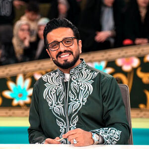عکسی جالب از خواهر حسنین حلو، داور برنامه محفل