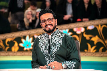عکسی جالب از خواهر حسنین حلو، داور برنامه محفل