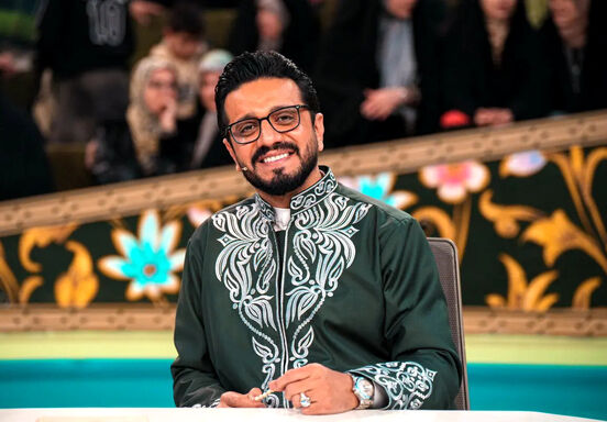 عکسی جالب از خواهر حسنین حلو، داور برنامه محفل