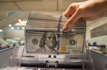 دلار بیش از ۴ هزار تومان سقوط کرد/ جدول