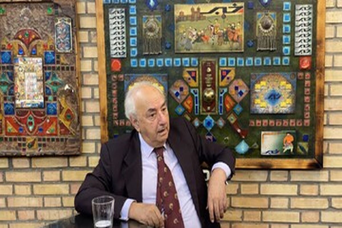 فریدون مجلسی: تندروها به راه حل های نظامی در روابط خارجی می اندیشند
