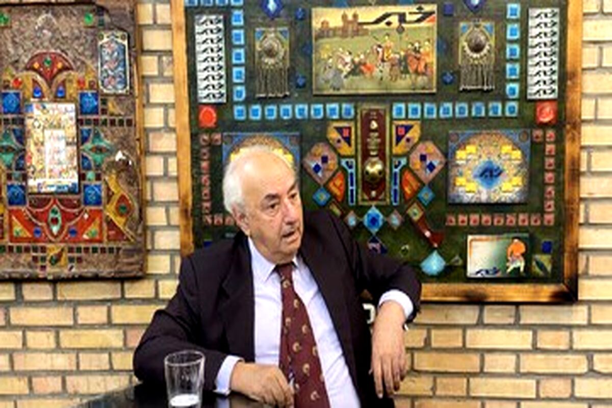 فریدون مجلسی: تندروها به راه حل های نظامی در روابط خارجی می اندیشند
