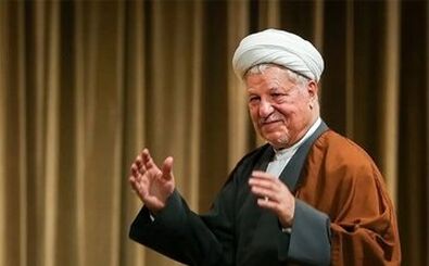 عفت از رفسنجان خبر داد که آیت‌الله اخوان مرعشی را به تهران آوردند/ لاهوتی آمد درباره سفر احتمالی فائزه به کانادا برای ادامه تحصیل مذاکره‌ کردیم
