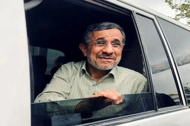 عکس هایی پربازدید از جلسه مشترک جلیلی و احمدی‌نژاد