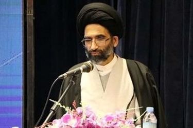 امام جمعه کاشان: آرزوی اخراج افغان‌ها را به گور خواهید برد!