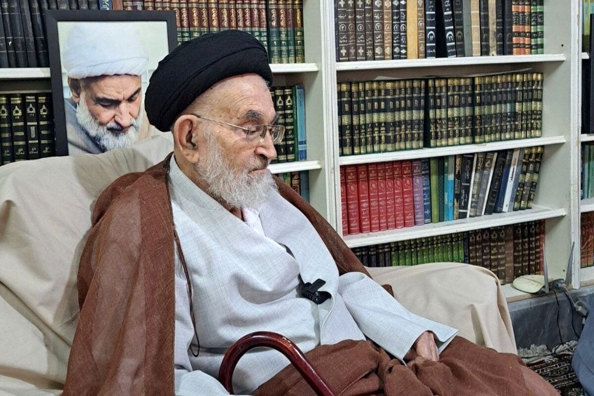 آیت‌الله‌العظمی دستغیب خواستار آزادی محصوران شد
