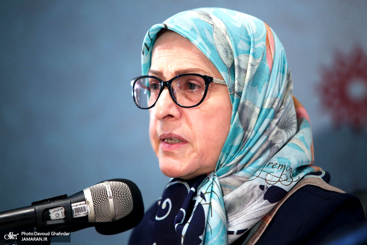 الهه کولایی: دست از اجبار حجاب برای زنان بردارید