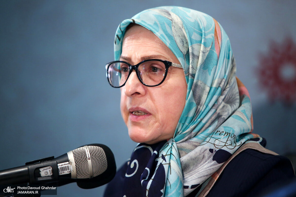 الهه کولایی: دست از اجبار حجاب برای زنان بردارید