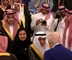 تصاویر دست‌دادن دیپلمات‌های زن عربستان با ترامپ
