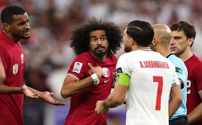 اقدام جالب اکرم عفیف از ترس هواداران ایرانی/ عکس
