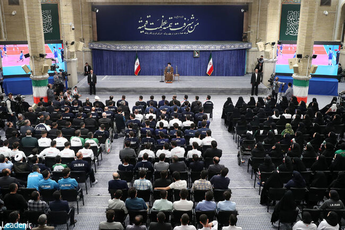 رهبر انقلاب خطاب به ترامپ: به همین خیال باشید که با بمباران، صنعت هسته‌ای ایران نابود شده است/ اصلاً شما چه کاره هستید که اگر کشوری صنعت هسته‌ای دارد، در قبال آن باید و نباید مطرح کنید