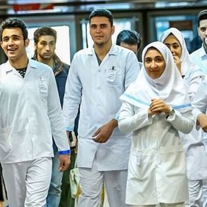 ۳۰ هزار پزشک ایرانی گم شدند!