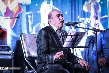 دیدار ایرج با رفسنجانی/ عکس