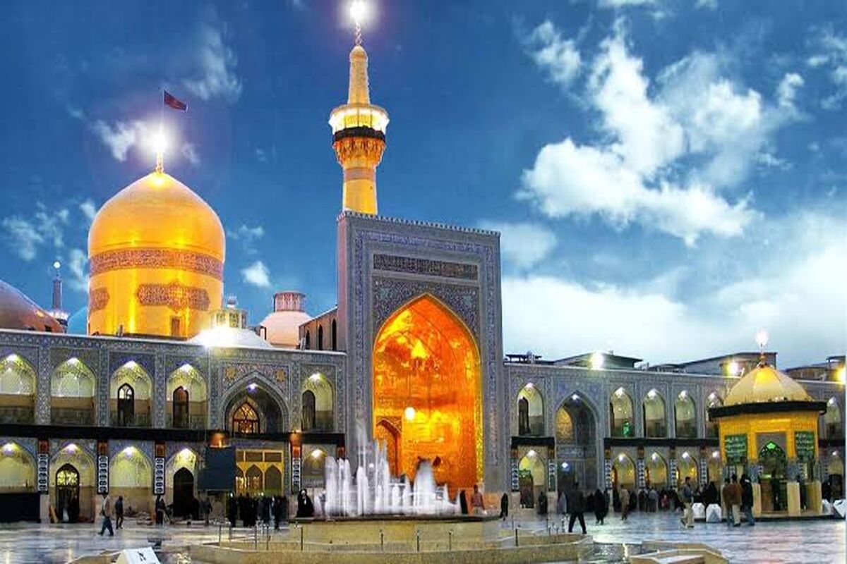 حرم مطهر رضوی پس از اعلام خبر شهادت رهبر انقلاب/ ویدئو 