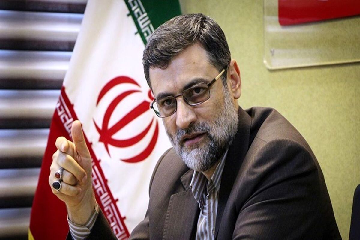 رئیس بنیاد شهید: شاه هم شیعه بود اما امام او را سرنگون کرد

