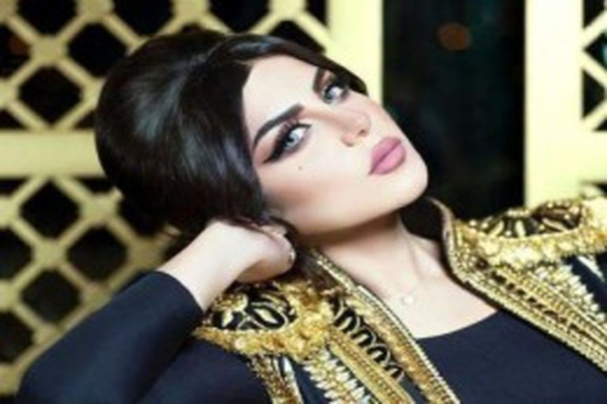 سوپرمدل عرب در حرم امام رضا / ویدئو