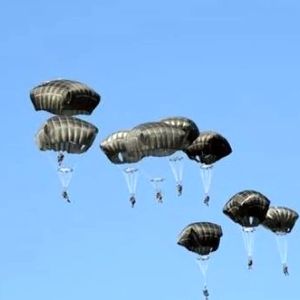 پیاده شدن چتربازان آمریکایی با بالگرد در کهگیلویه واقعیت دارد؟