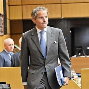 تحلیل احمد زیدآبادی از ماجراهای رافائل گروسی/ تحقیر او راه به جایی نمی‌برد!
