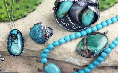 آشنایی با انواع سنگ در صنعت جواهرسازی؛ از سنگ‌های قیمتی تا نیمه‌قیمتی