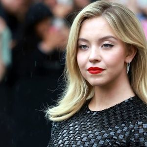  خیانت سیدنی سوینی به نامزدش/ پای یک فوتبالیست مشهور در میان است 