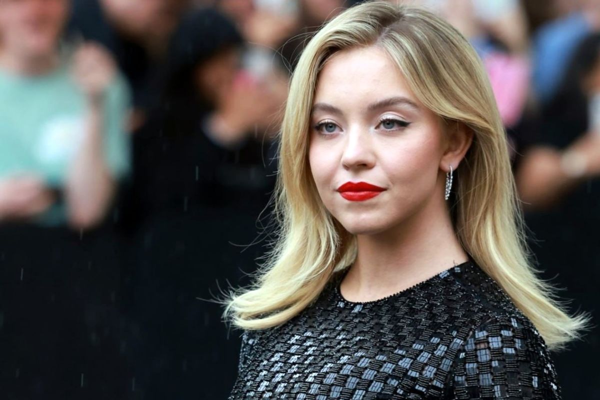  خیانت سیدنی سوینی به نامزدش/ پای یک فوتبالیست مشهور در میان است 