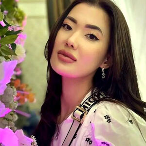 لحظه‌ای که پاوربانک در کیف اینفلوئنسر معروف منفجر شد/ عکس