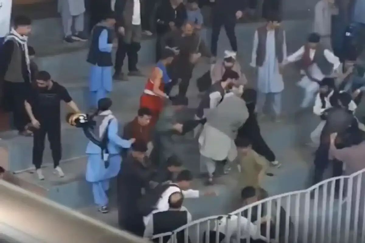 درگیری طالبان با ورزشکاران بر سر پوشش لباس ورزشی/ ویدئو