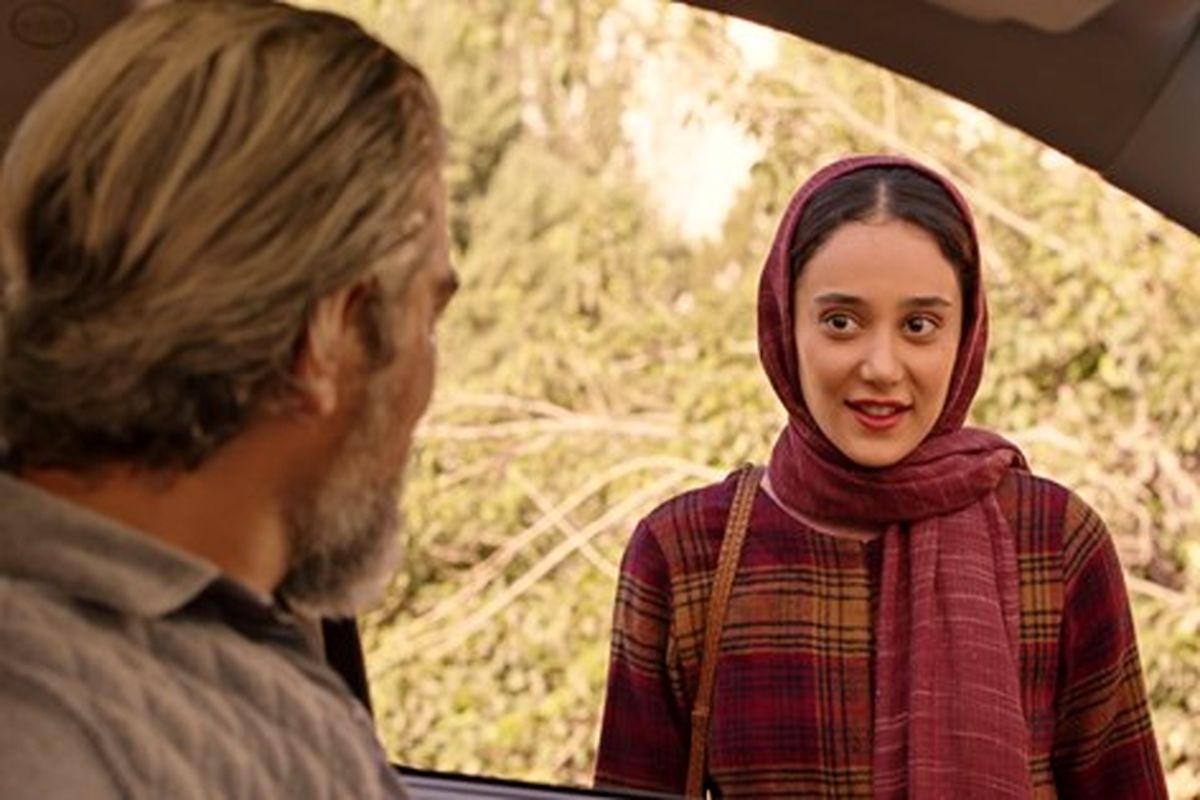 عکس ساحلیِ «ساقی حاجی‌پور» با استایلی جذاب
