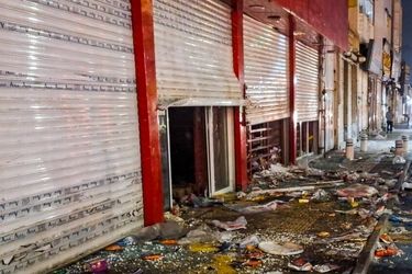 تخریب اموال عمومی توسط اغتشاشگران در مشهد/ عکس