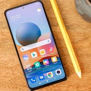 آیفون ۱۷ پرو مکس ۴۶۰ میلیون/ در بازار موبایل چه خبر است؟