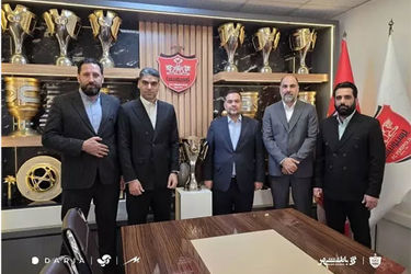 یک غریبه، رئیس هیئت مدیره پرسپولیس شد!