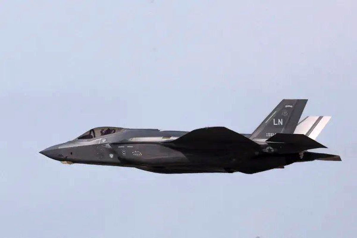 آمریکا با موفقیت یک بمب اتمی را آزمایش کرد