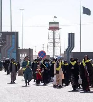 ورود ۲۵۰۰ نفر از اتباع افغانستانی به کشور برای شرکت در مراسم تشییع رهبری