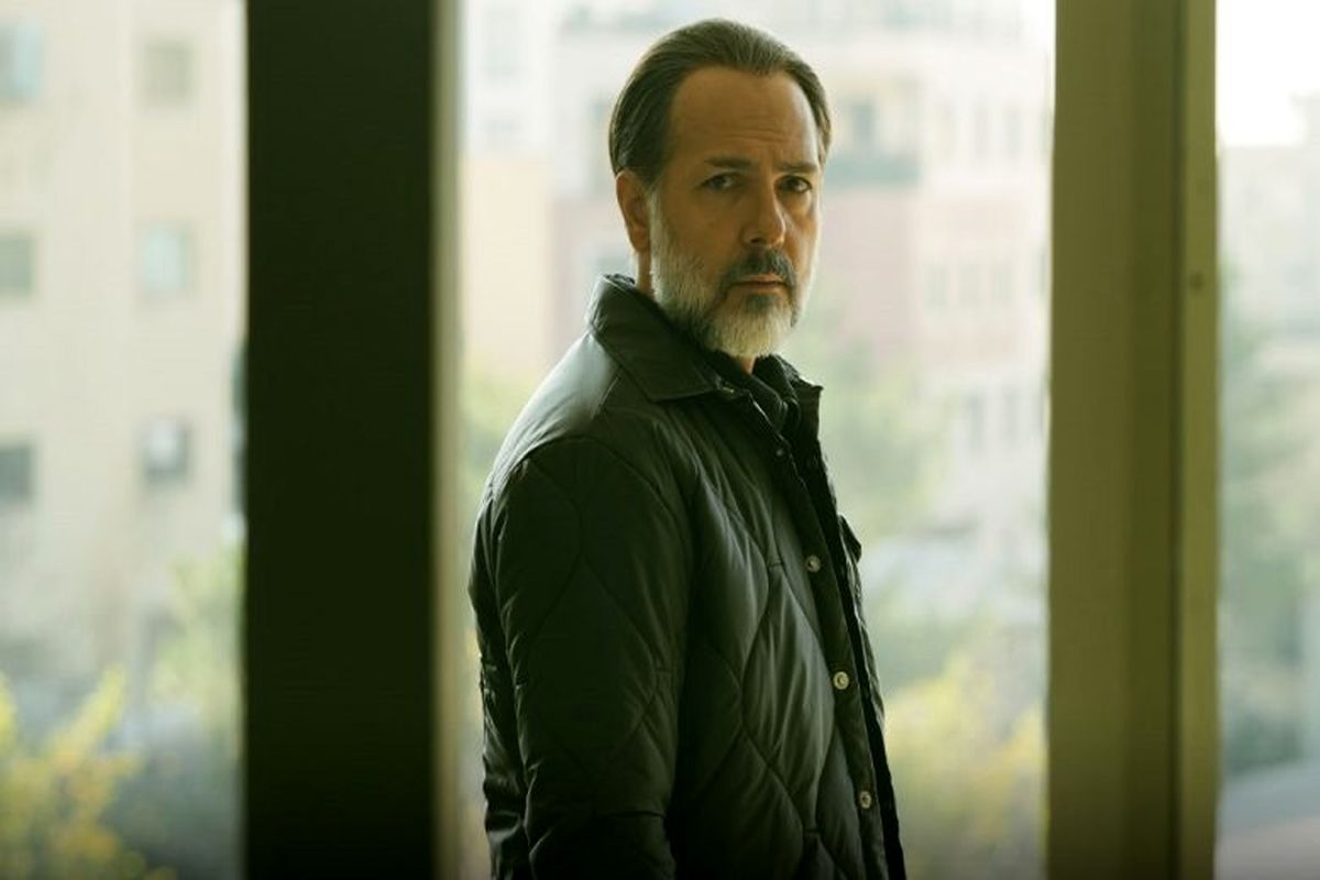 استایل دانشجویی کوروش تهامی بازیگر سریال محکوم/ عکس