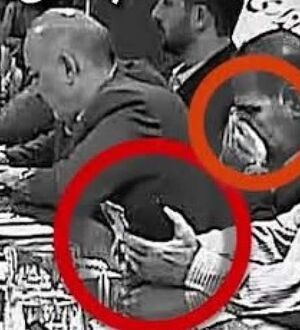گوشی‌بازی مسئولان در جلسه‌ حل مشکلات اقتصادی/ ویدئو