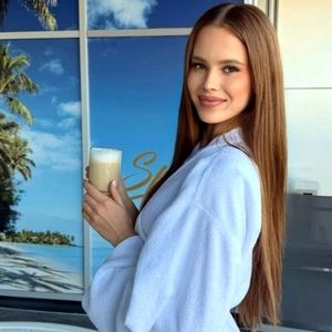 جنجال معشوقه تازه رئیس‌جمهور/ لوکاشنکو با یک مدل زیبایی قرار می‌گذارد