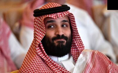 «محمد بن سلمان» ولیعهد عربستان در 11 سالگی در کنار پدرش