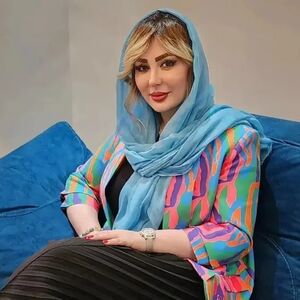نیوشا ضیغمی: وقتی رژ لب پررنگ می‌زنم یعنی حالم بد است