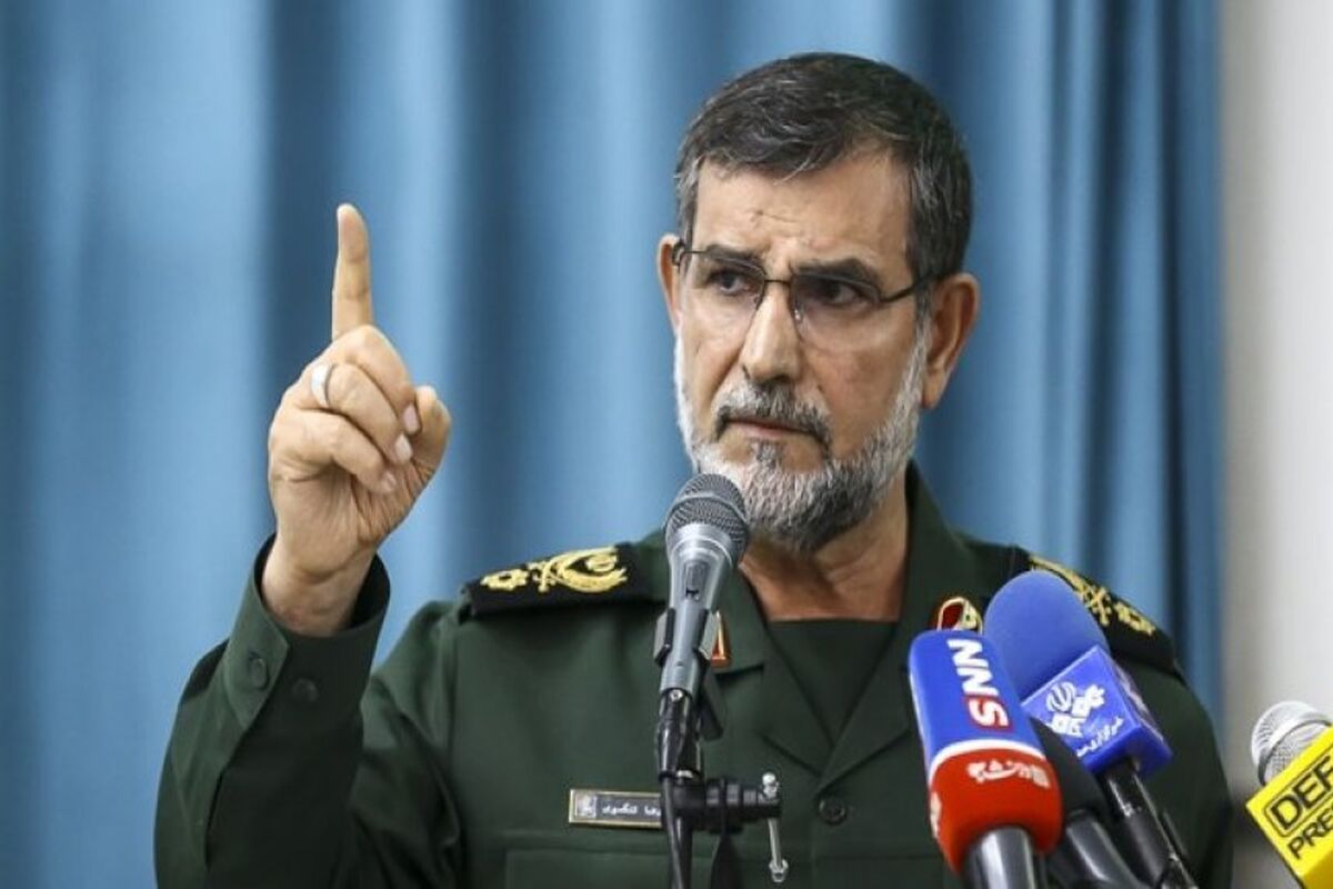فرمانده نیروی دریایی سپاه: یمن از کسی فرمان نمی‌گیرد

