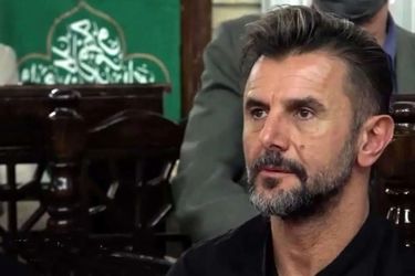 امین حیایی: خواهرم در اوج جوانی و با بچه 2 ساله اش فوت کرد/ ویدئو