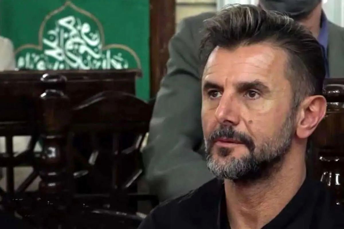 امین حیایی: خواهرم در اوج جوانی و با بچه 2 ساله اش فوت کرد/ ویدئو