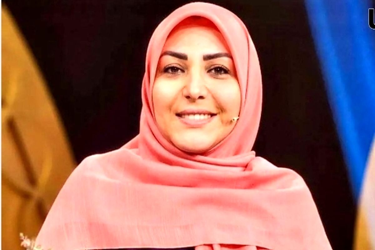 انگلیسی صحبت کردن المیرا شریفی مقدم در آنتن زنده