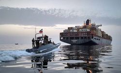 سپاه با چه ابزاری تنگه هرمز را بسته است؟