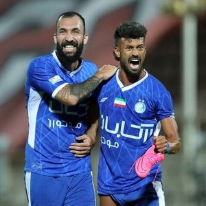  بحران جدید در استقلال/ رامین رضاییان، ساپینتو را آنفالو کرد/ عکس