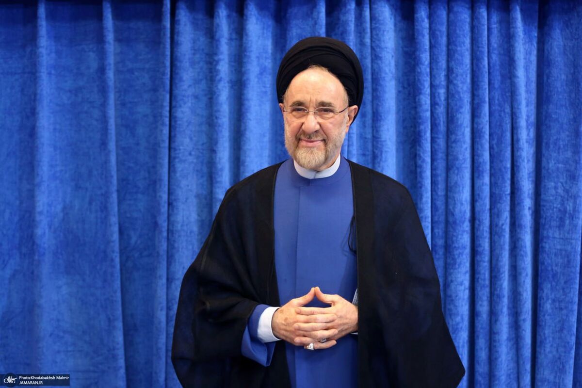 اقدام جنجالی برای خاتمی در بیمارستان